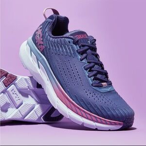 Hoka Trainer Shoes